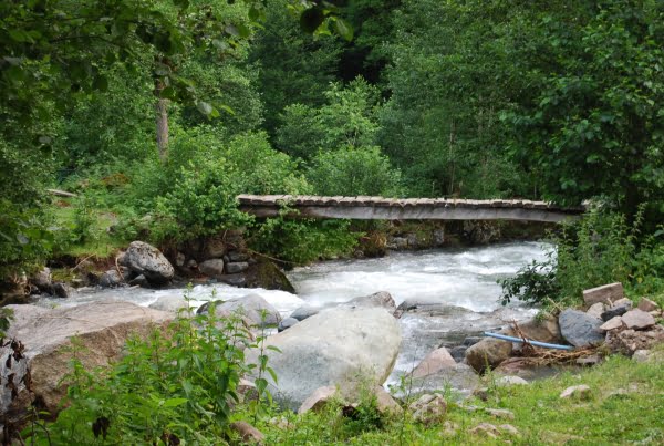 River through Efeler Vadisi