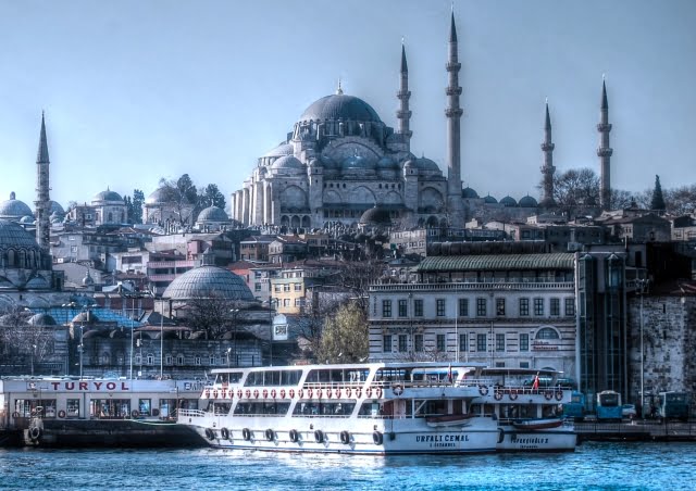 bosphorus cruise in Istanbul